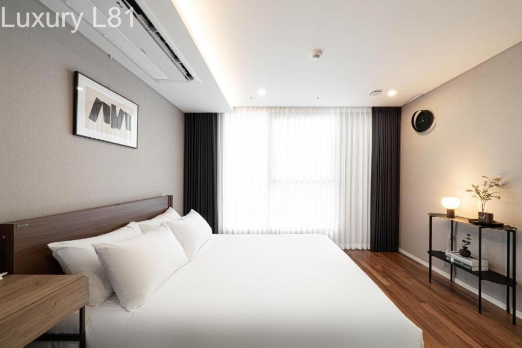 Angia Luxury Apartment Inside Landmark 81 Tower 호치민 외부 사진