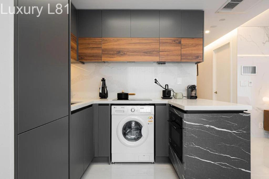 Angia Luxury Apartment Inside Landmark 81 Tower 호치민 외부 사진